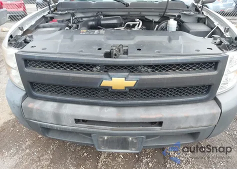 2013 Chevrolet Silverado 1500 Work Truck z USA, uszkodzony, nr VIN 1GCNCPEX3DZ393702